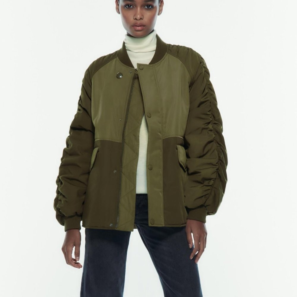 ZARA VOLUMINOUS BOMBER WITH POCKETS